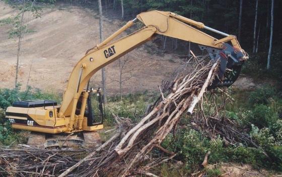 Q355BのHARDOX500鋼鉄材料が付いているそれは、3トン30のトンの掘削機のための良質の掘削機の熊手ブラシを取除き、積むことができる。