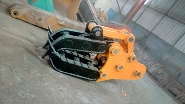 Q355 5トンの掘削機 手動型 ロググリップル Q355B/NM400/HARDOX450用の高効率の木グリップル製品